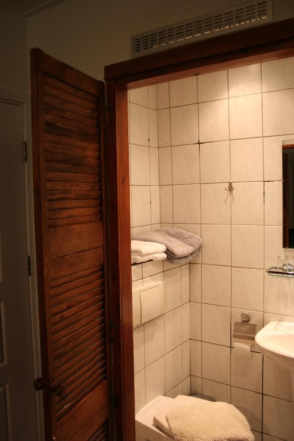 Bed and Breakfast Koperen Keteltje Nieuwstadt Esterno foto